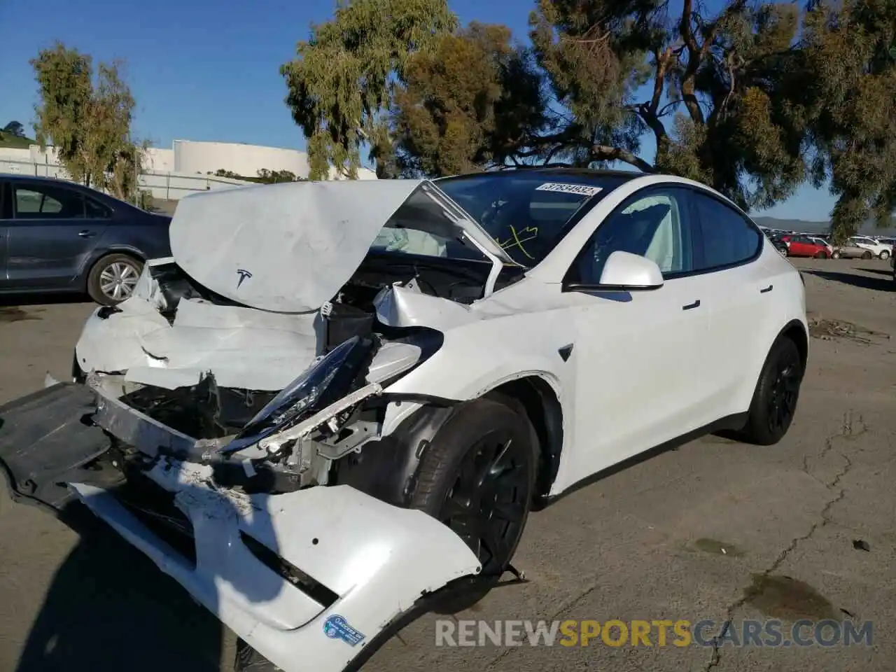 2 Photograph of a damaged car 5YJYGDED3MF103728 TESLA MODEL Y 2021