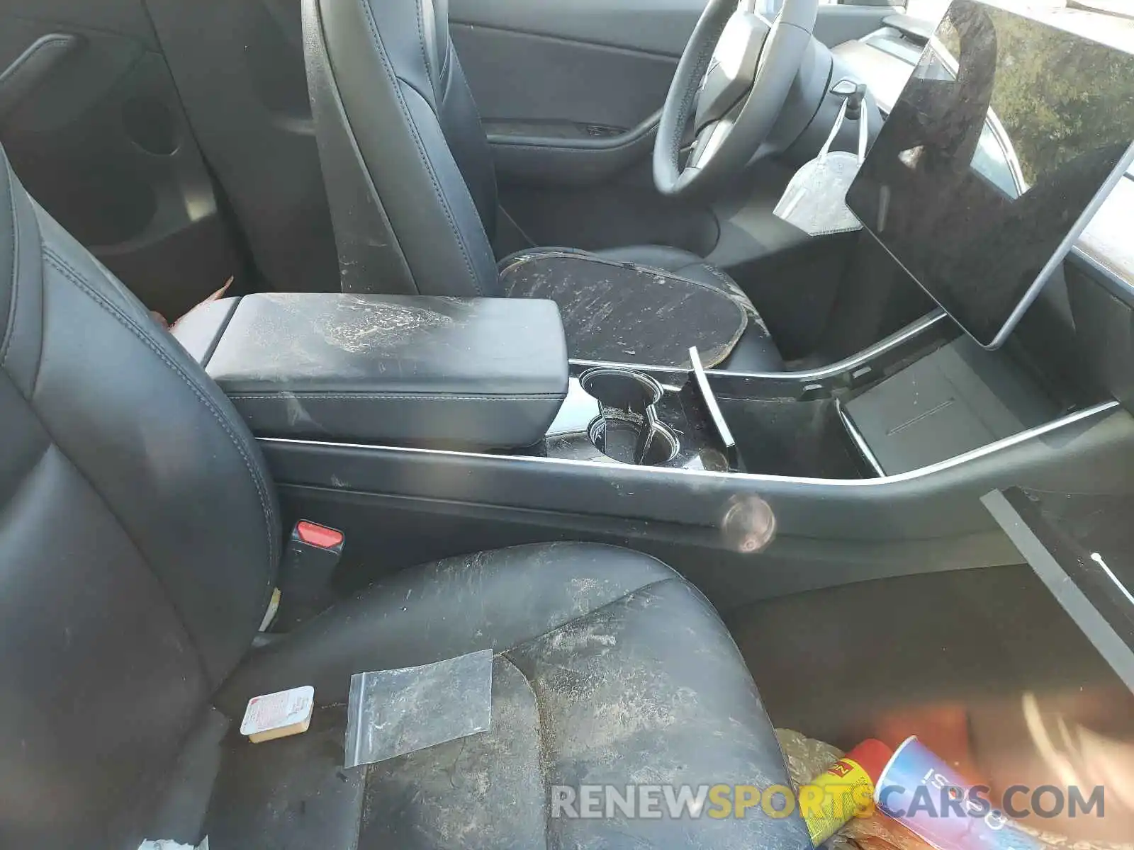 5 Photograph of a damaged car 5YJYGDED3MF105575 TESLA MODEL Y 2021