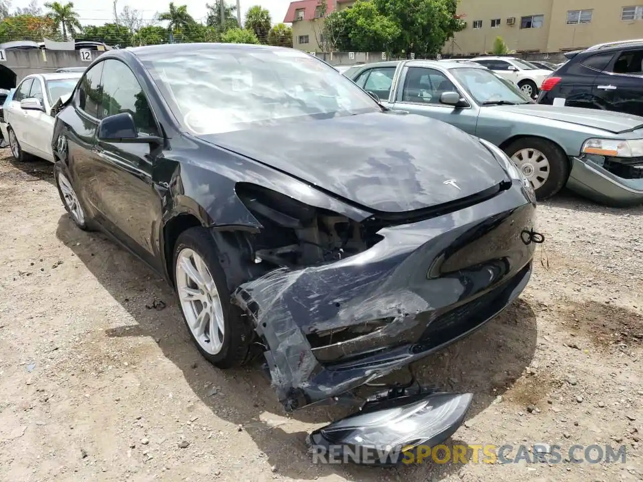 1 Photograph of a damaged car 5YJYGDED3MF107455 TESLA MODEL Y 2021