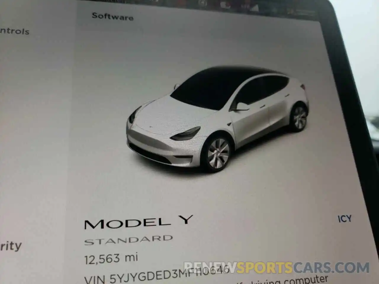 8 Photograph of a damaged car 5YJYGDED3MF110646 TESLA MODEL Y 2021