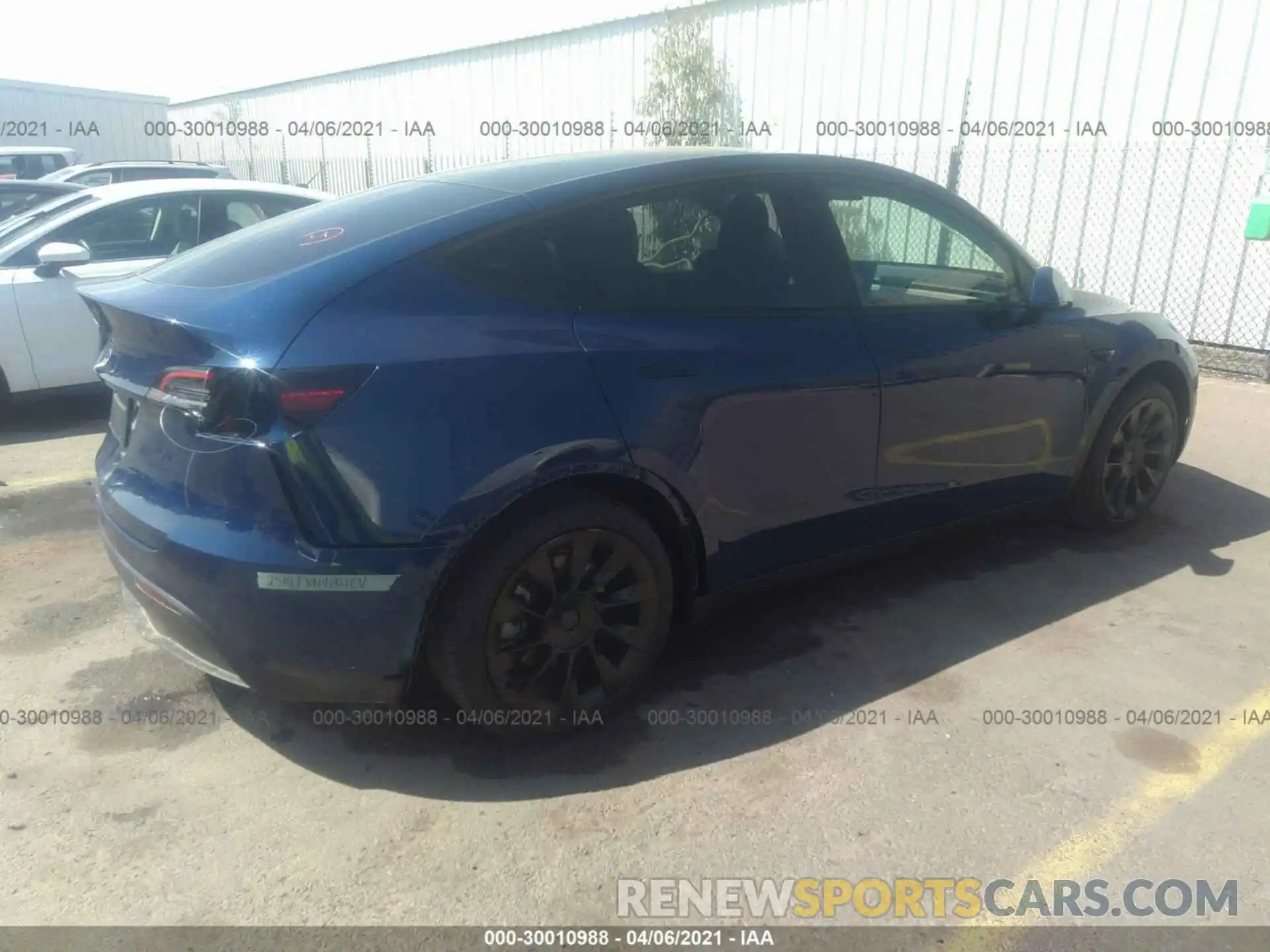 4 Фотография поврежденного автомобиля 5YJYGDED3MF112980 TESLA MODEL Y 2021