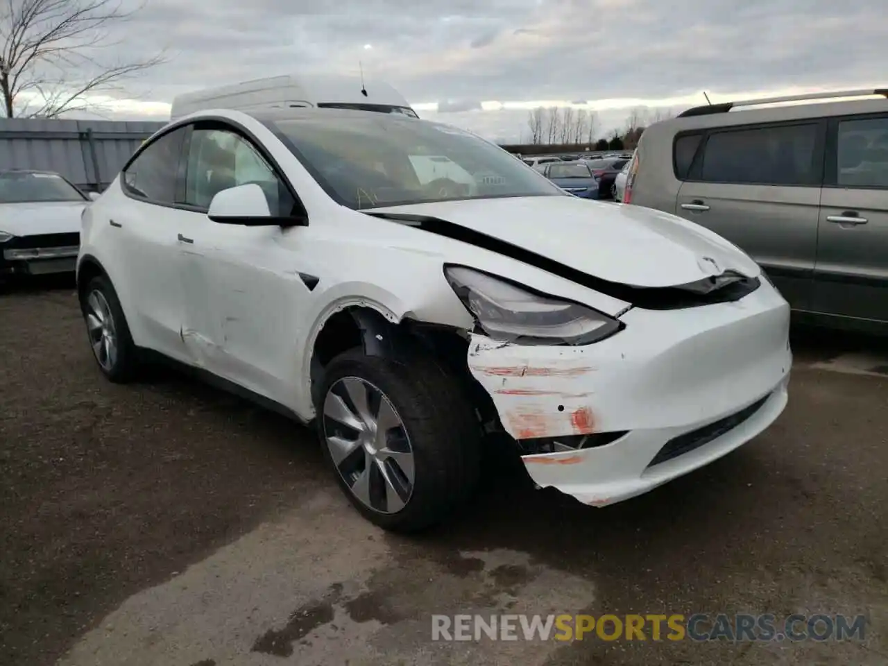 1 Photograph of a damaged car 5YJYGDED3MF119489 TESLA MODEL Y 2021