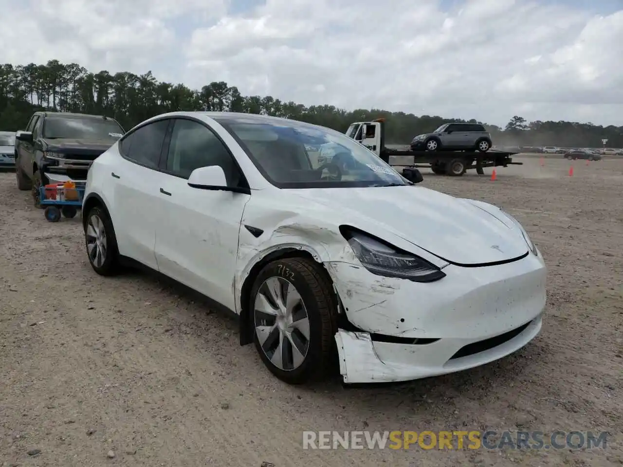 1 Photograph of a damaged car 5YJYGDED4MF114558 TESLA MODEL Y 2021