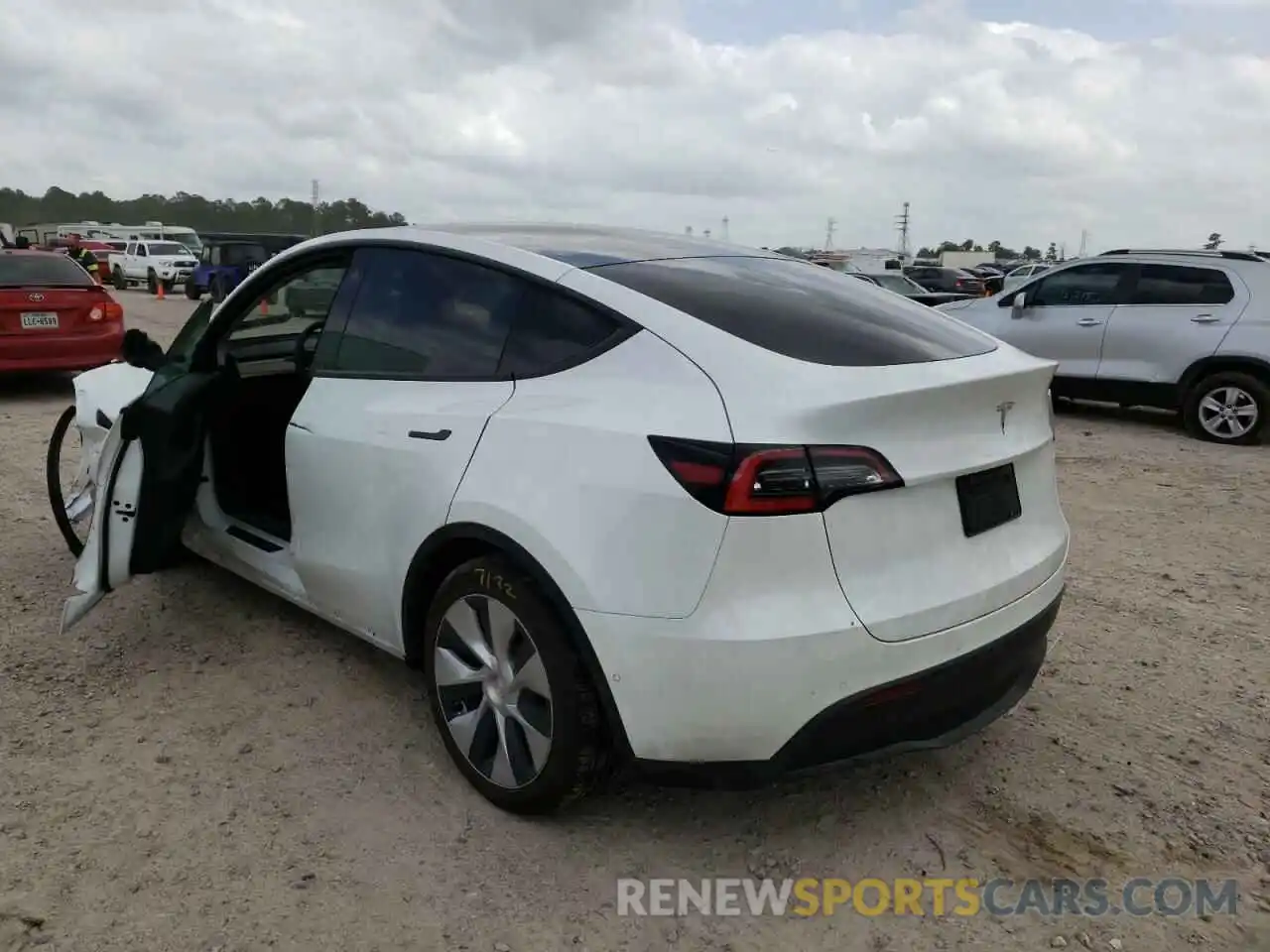 3 Фотография поврежденного автомобиля 5YJYGDED4MF114558 TESLA MODEL Y 2021