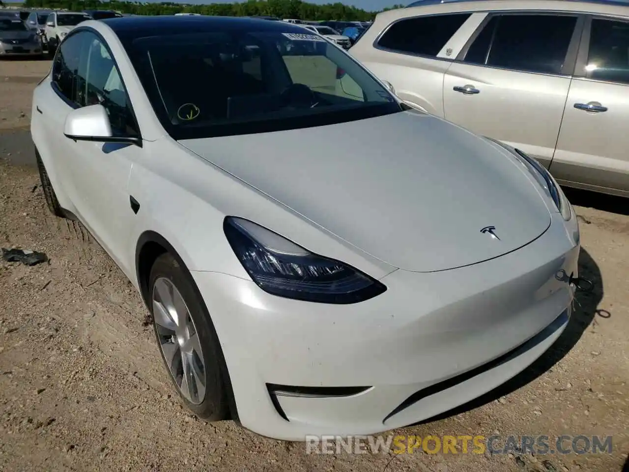 1 Photograph of a damaged car 5YJYGDED5MF106999 TESLA MODEL Y 2021