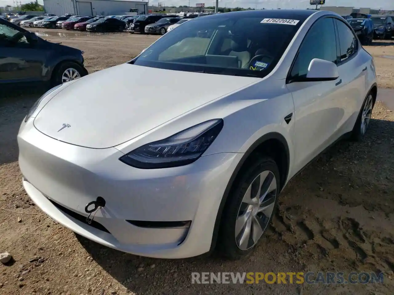 2 Photograph of a damaged car 5YJYGDED5MF106999 TESLA MODEL Y 2021