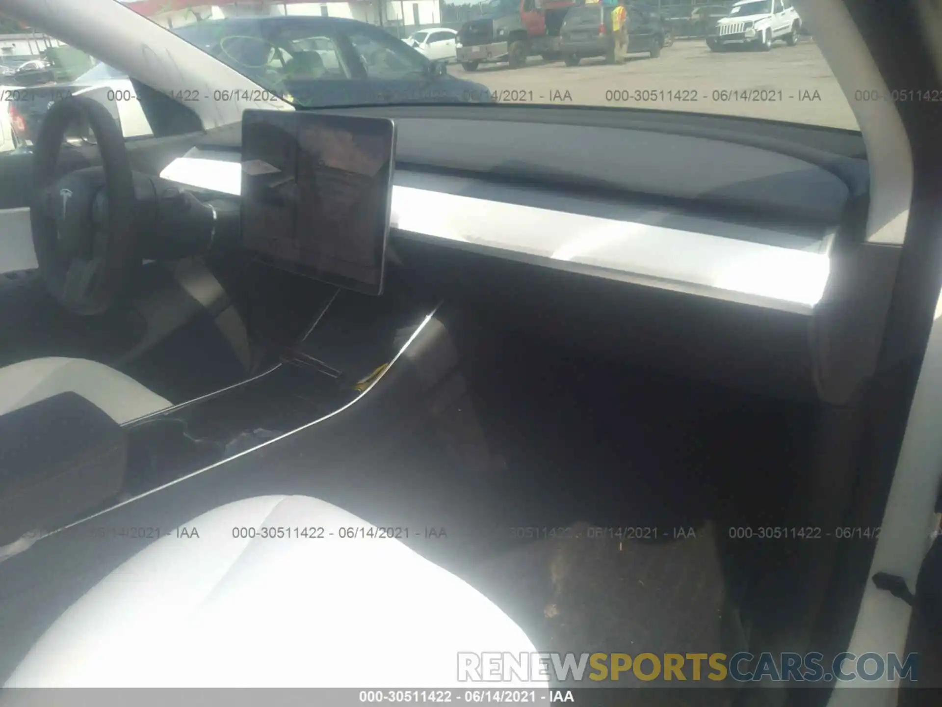 5 Photograph of a damaged car 5YJYGDED5MF110440 TESLA MODEL Y 2021