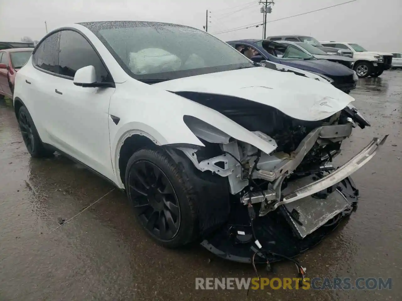 1 Photograph of a damaged car 5YJYGDED5MF122636 TESLA MODEL Y 2021