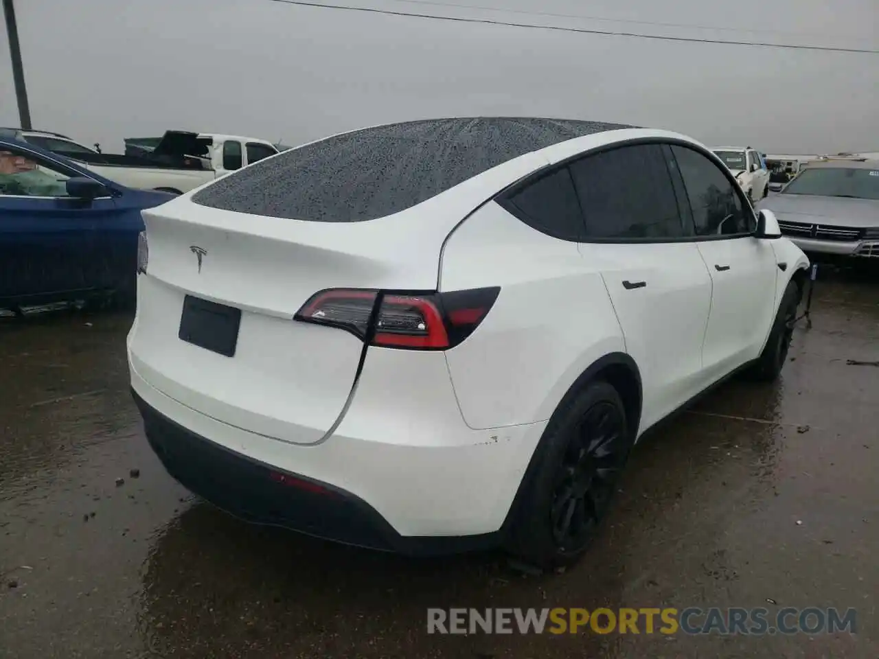 4 Фотография поврежденного автомобиля 5YJYGDED5MF122636 TESLA MODEL Y 2021