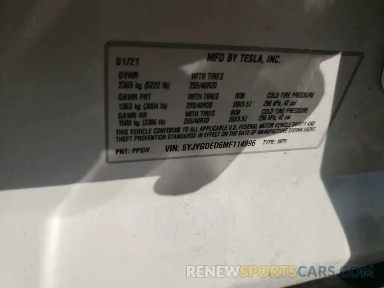 10 Photograph of a damaged car 5YJYGDED6MF114996 TESLA MODEL Y 2021