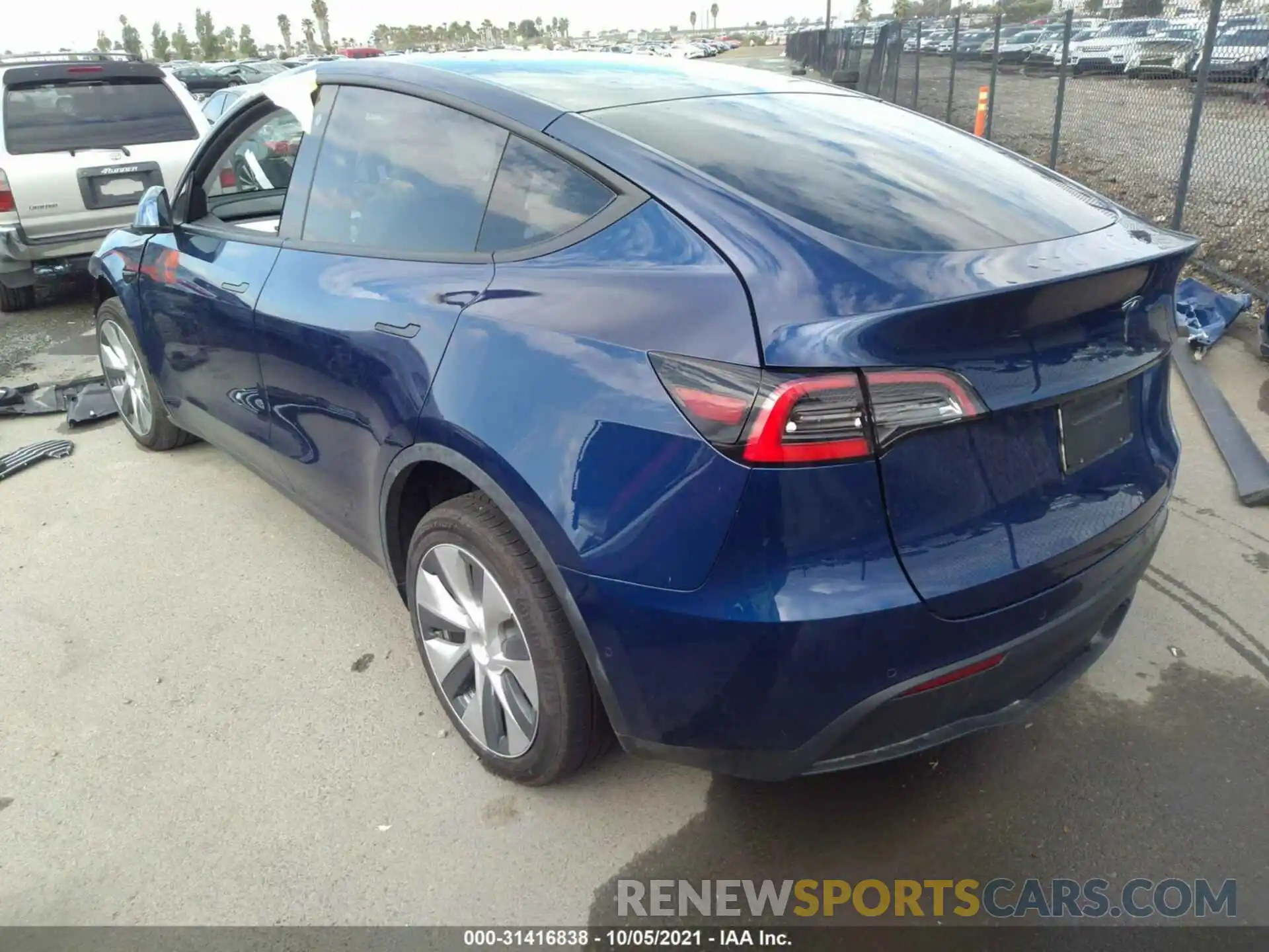 3 Фотография поврежденного автомобиля 5YJYGDED6MF132382 TESLA MODEL Y 2021