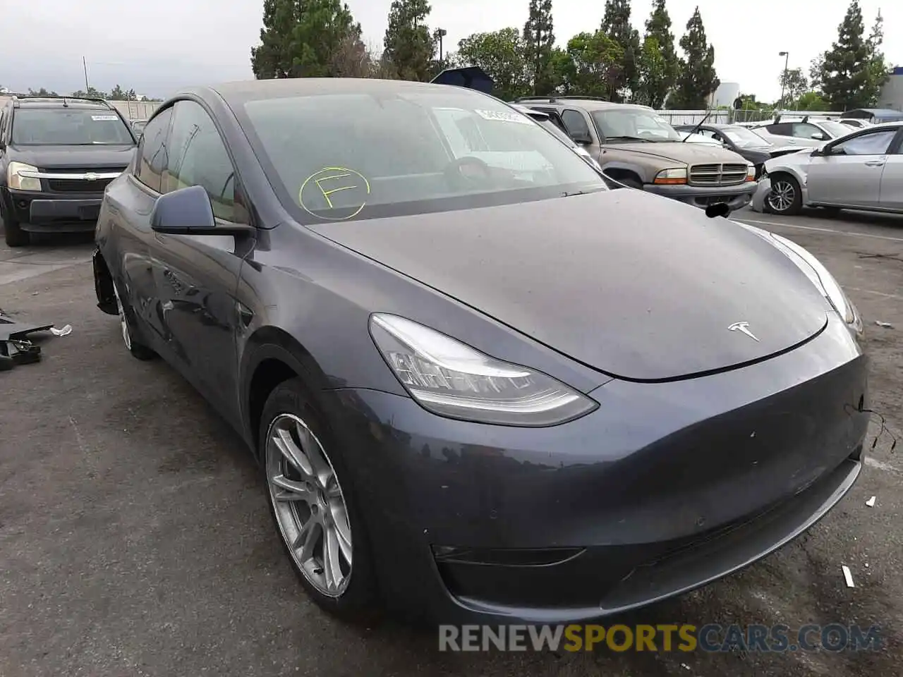 1 Photograph of a damaged car 5YJYGDED6MF133001 TESLA MODEL Y 2021