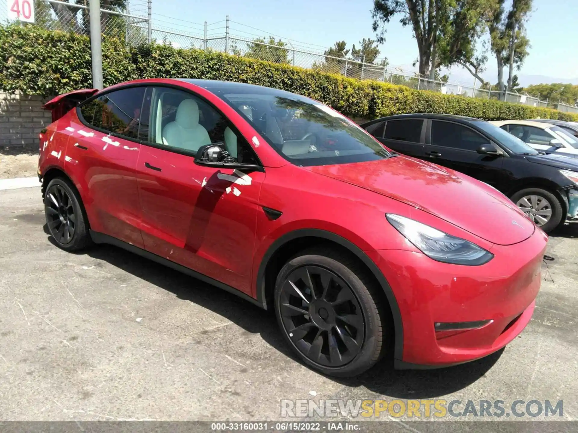 1 Photograph of a damaged car 5YJYGDED7MF121441 TESLA MODEL Y 2021