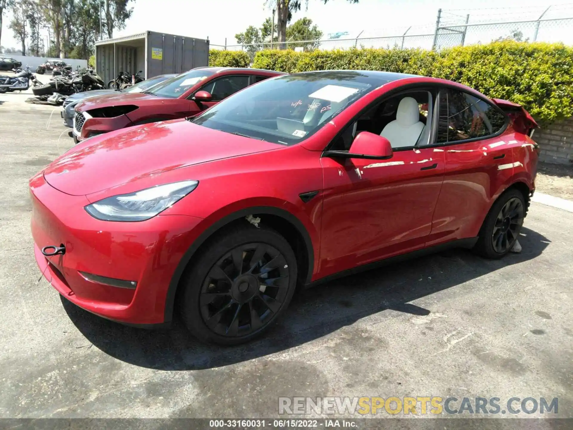 2 Photograph of a damaged car 5YJYGDED7MF121441 TESLA MODEL Y 2021