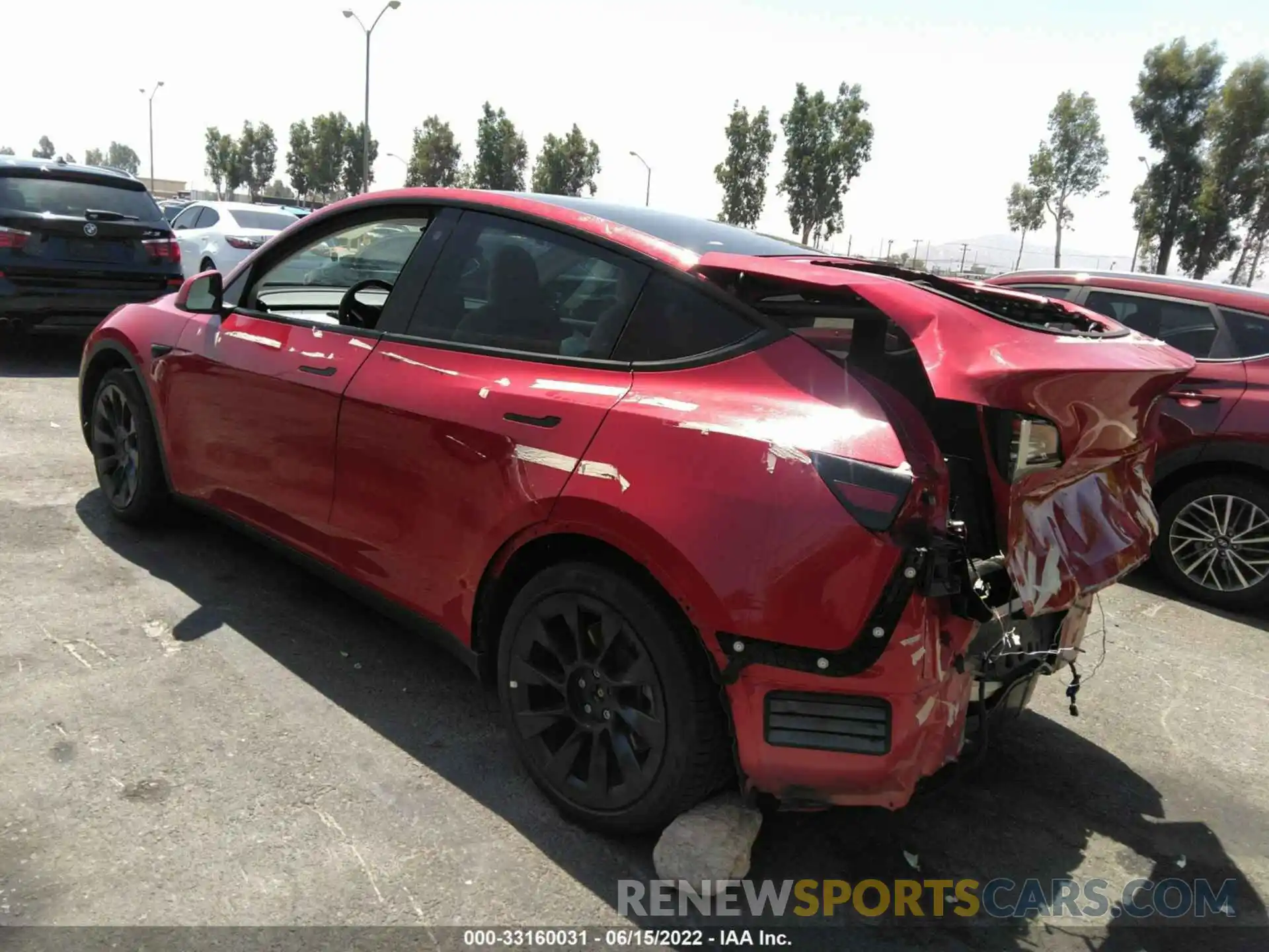 3 Photograph of a damaged car 5YJYGDED7MF121441 TESLA MODEL Y 2021