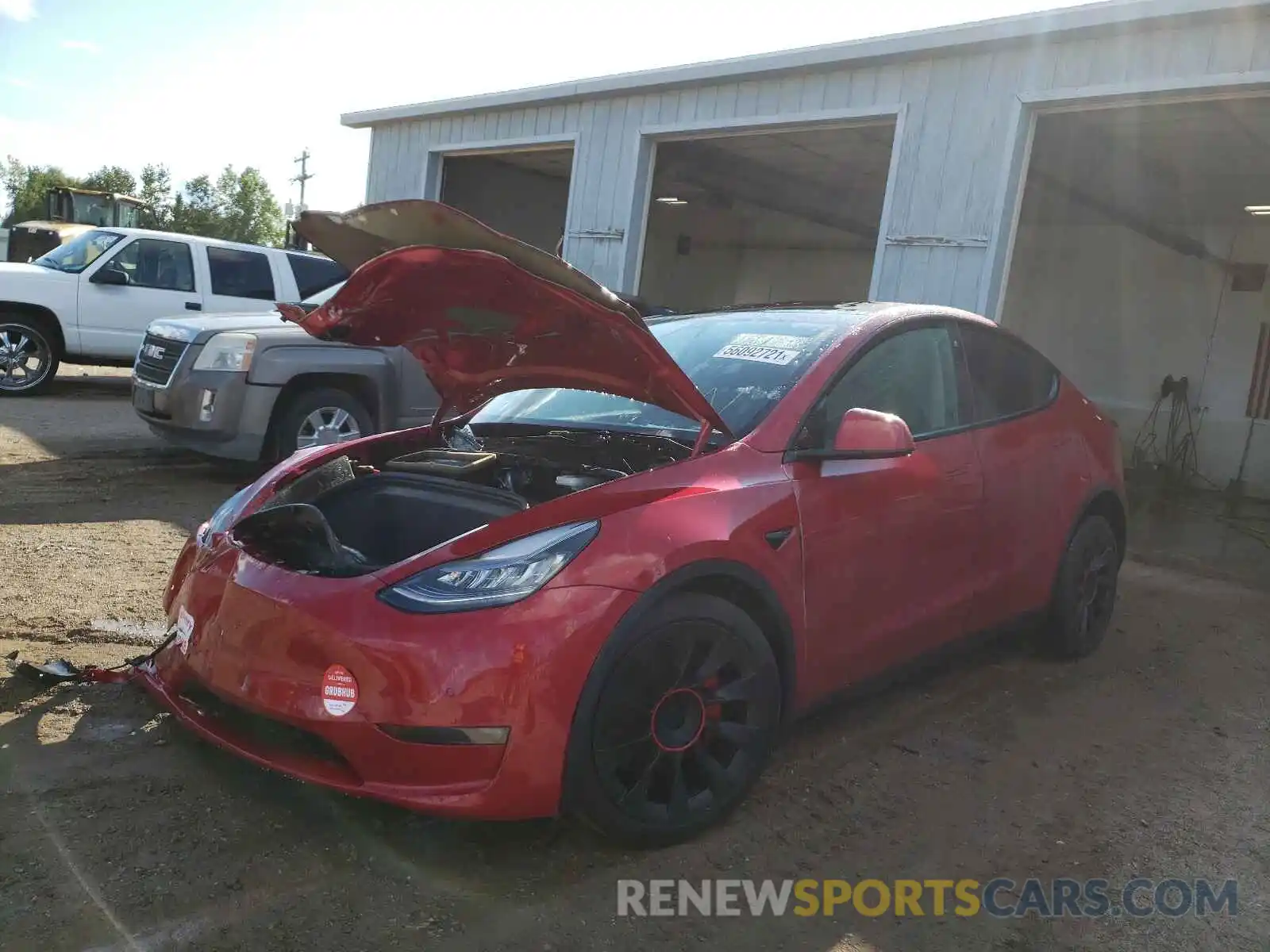 2 Photograph of a damaged car 5YJYGDED8MF103398 TESLA MODEL Y 2021