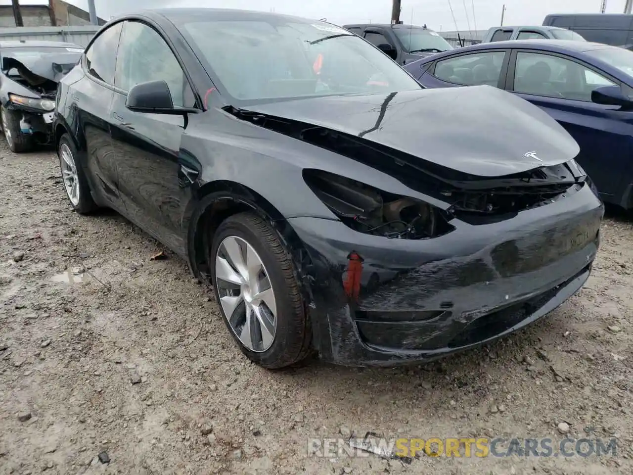 1 Photograph of a damaged car 5YJYGDED8MF107371 TESLA MODEL Y 2021