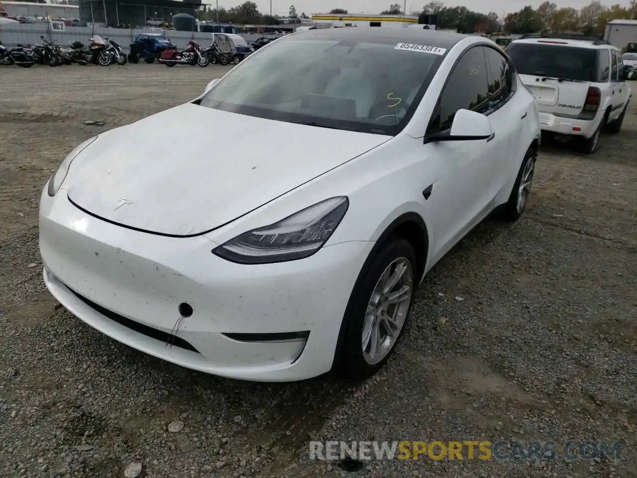 2 Photograph of a damaged car 5YJYGDED8MF110528 TESLA MODEL Y 2021