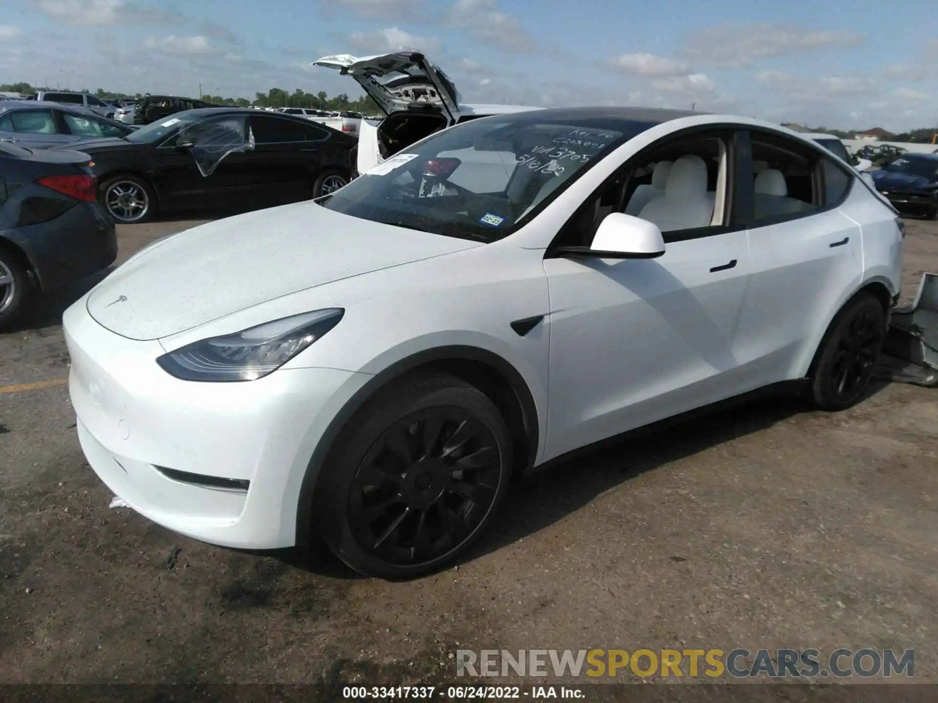 2 Photograph of a damaged car 5YJYGDED8MF113705 TESLA MODEL Y 2021