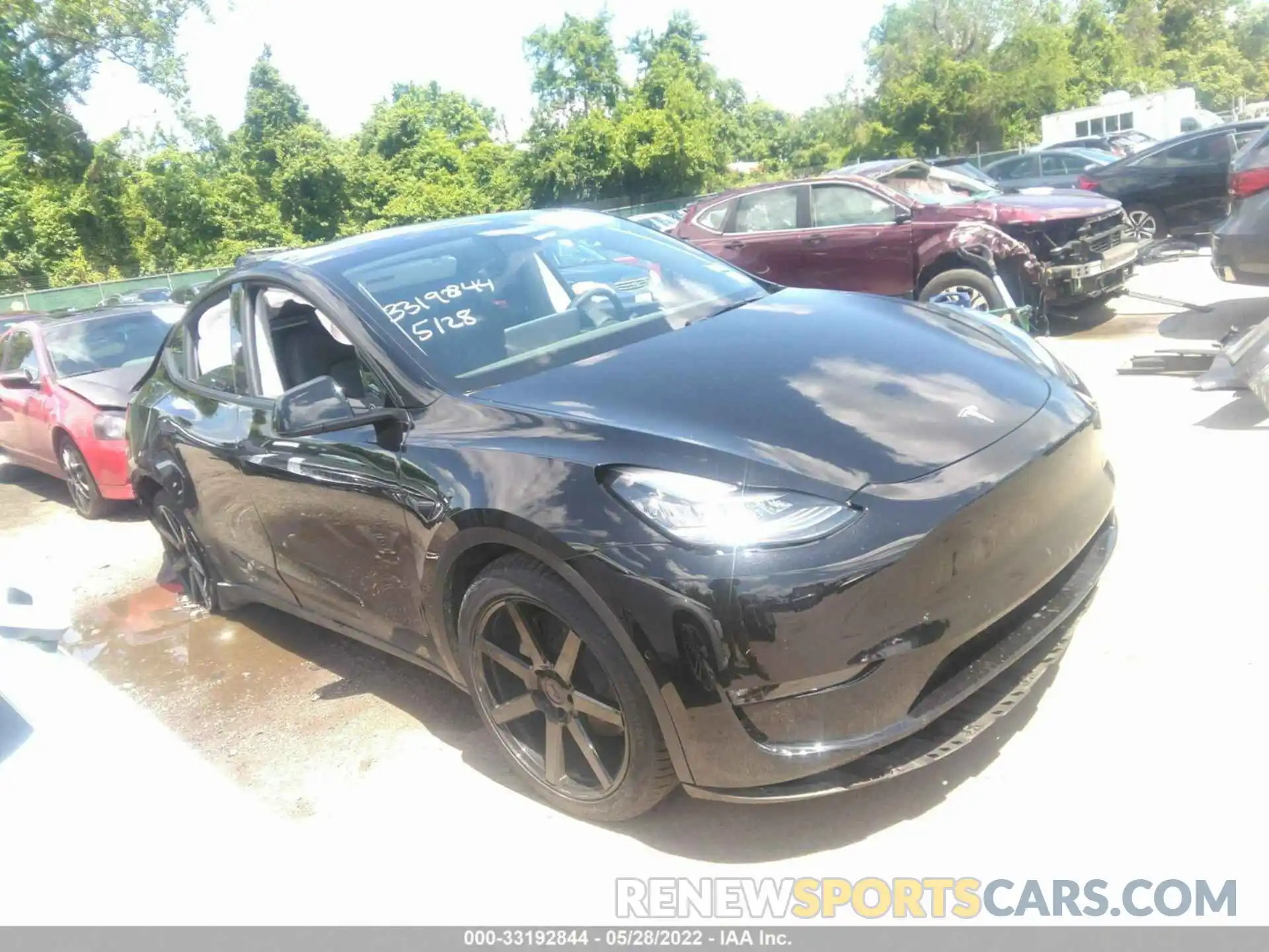 1 Photograph of a damaged car 5YJYGDED8MF118306 TESLA MODEL Y 2021