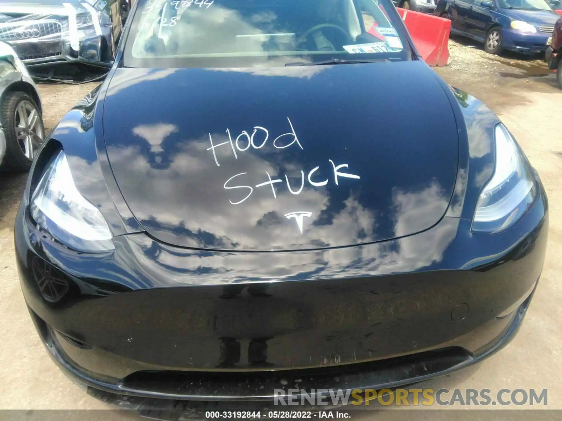 10 Photograph of a damaged car 5YJYGDED8MF118306 TESLA MODEL Y 2021