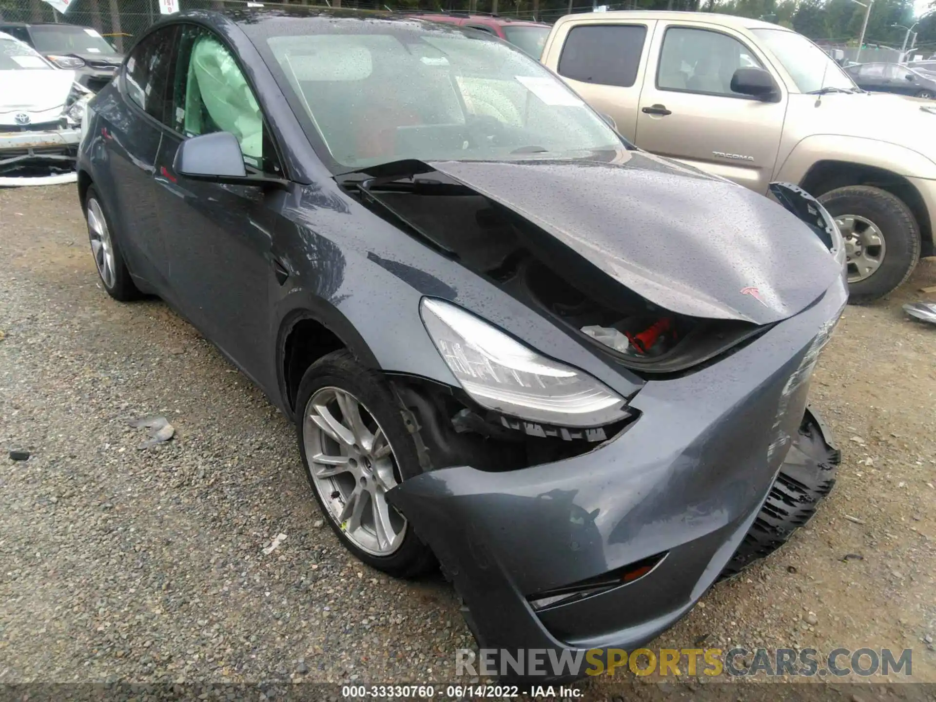 1 Photograph of a damaged car 5YJYGDED8MF123070 TESLA MODEL Y 2021