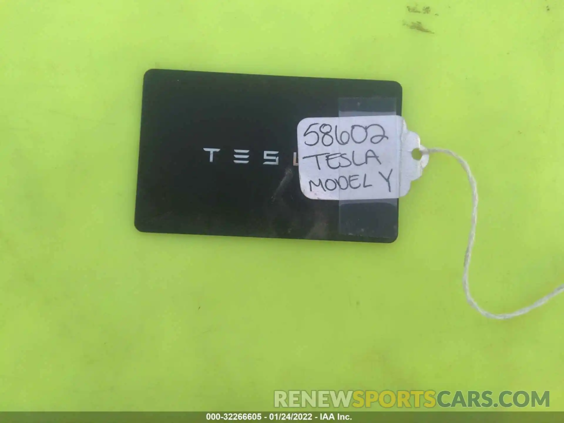 11 Photograph of a damaged car 5YJYGDED9MF103961 TESLA MODEL Y 2021