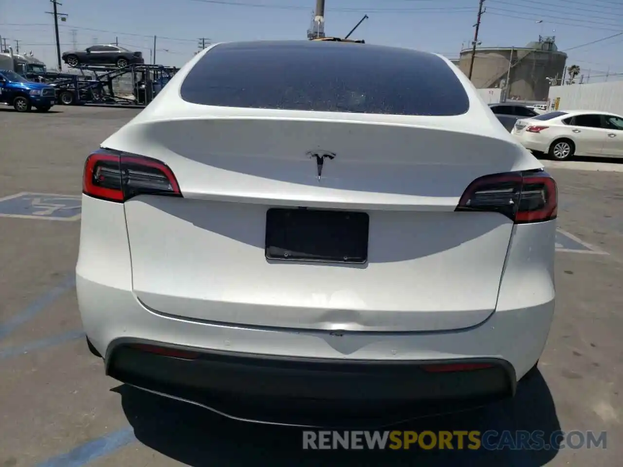 9 Photograph of a damaged car 5YJYGDEDXMF126407 TESLA MODEL Y 2021