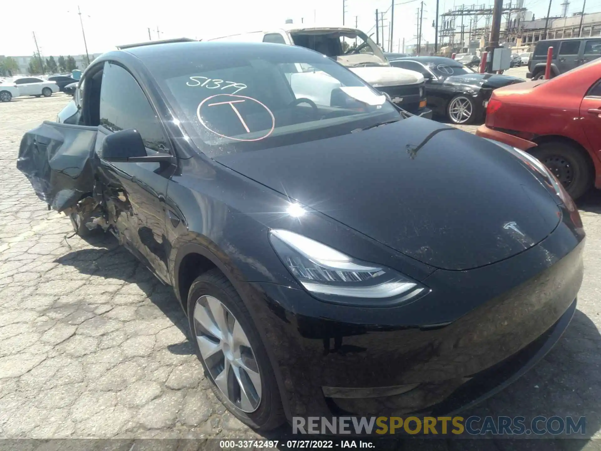 1 Photograph of a damaged car 5YJYGDEDXMF132708 TESLA MODEL Y 2021