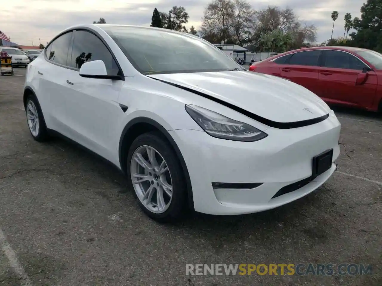 1 Photograph of a damaged car 5YJYGDEDXMF133566 TESLA MODEL Y 2021