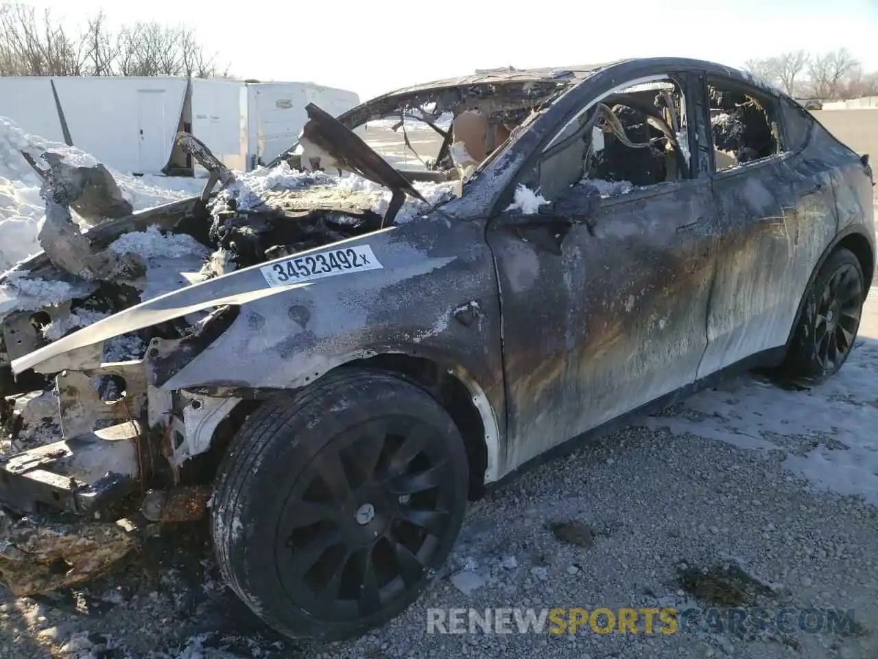 10 Photograph of a damaged car 5YJYGDEE0MF065822 TESLA MODEL Y 2021