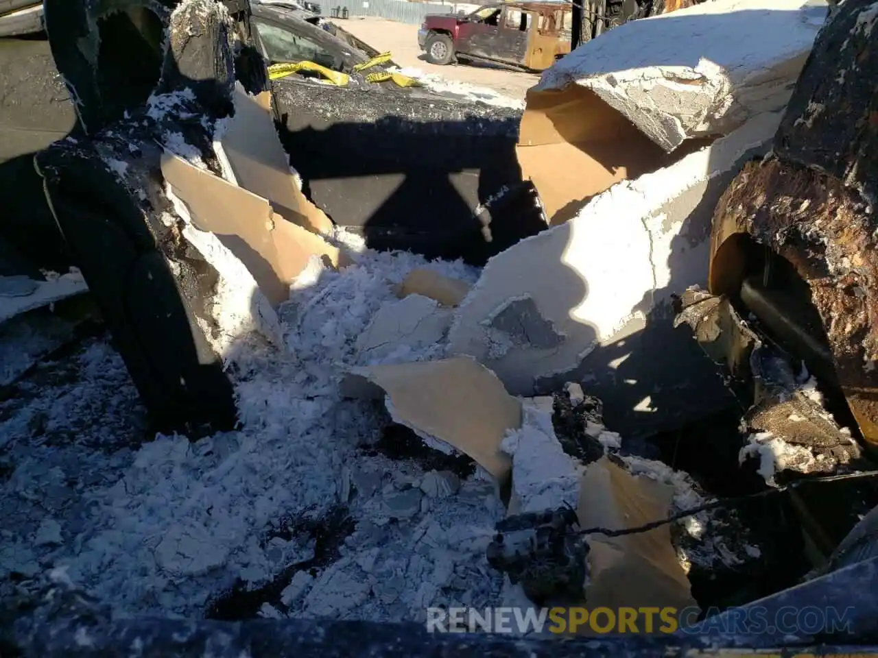 6 Photograph of a damaged car 5YJYGDEE0MF065822 TESLA MODEL Y 2021