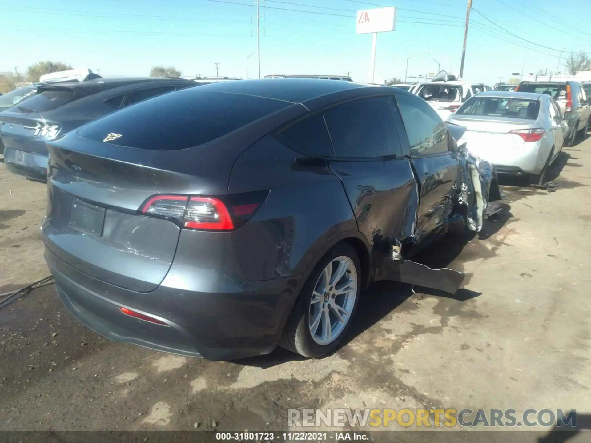 4 Photograph of a damaged car 5YJYGDEE0MF068087 TESLA MODEL Y 2021