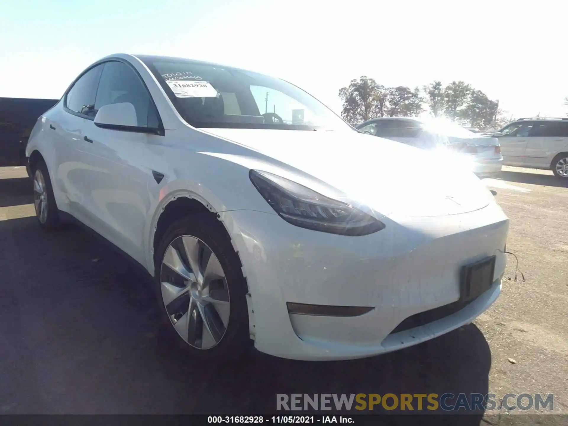 1 Photograph of a damaged car 5YJYGDEE0MF072785 TESLA MODEL Y 2021