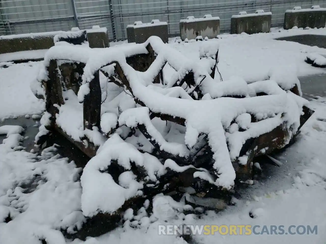 1 Photograph of a damaged car 5YJYGDEE0MF075802 TESLA MODEL Y 2021