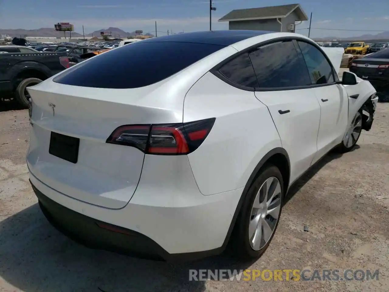 4 Photograph of a damaged car 5YJYGDEE0MF078697 TESLA MODEL Y 2021