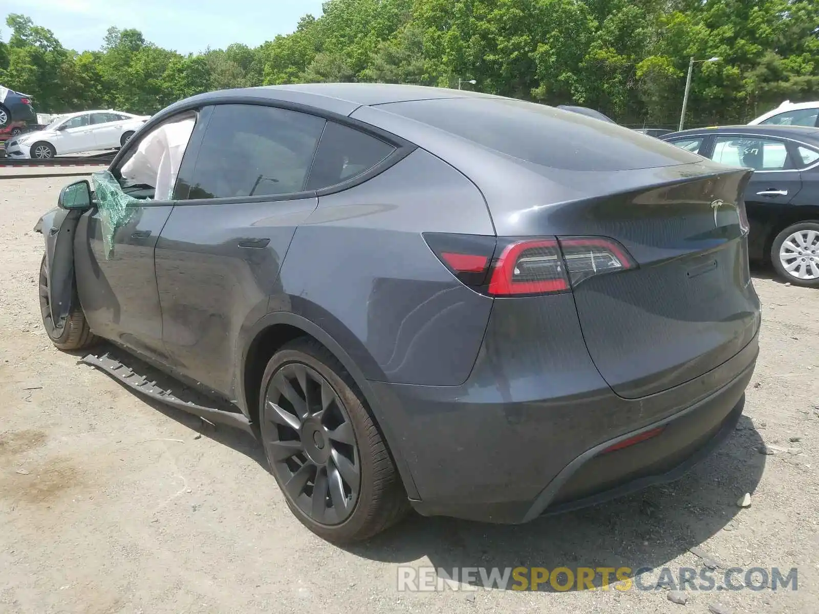 3 Photograph of a damaged car 5YJYGDEE0MF080241 TESLA MODEL Y 2021