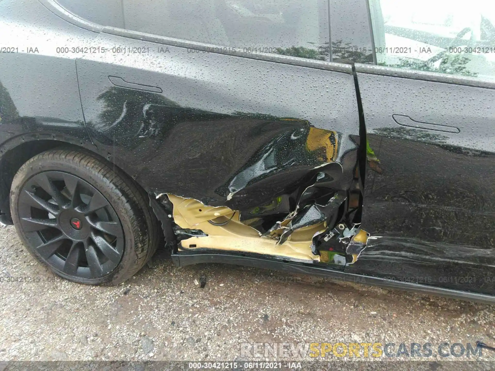 6 Photograph of a damaged car 5YJYGDEE0MF081129 TESLA MODEL Y 2021