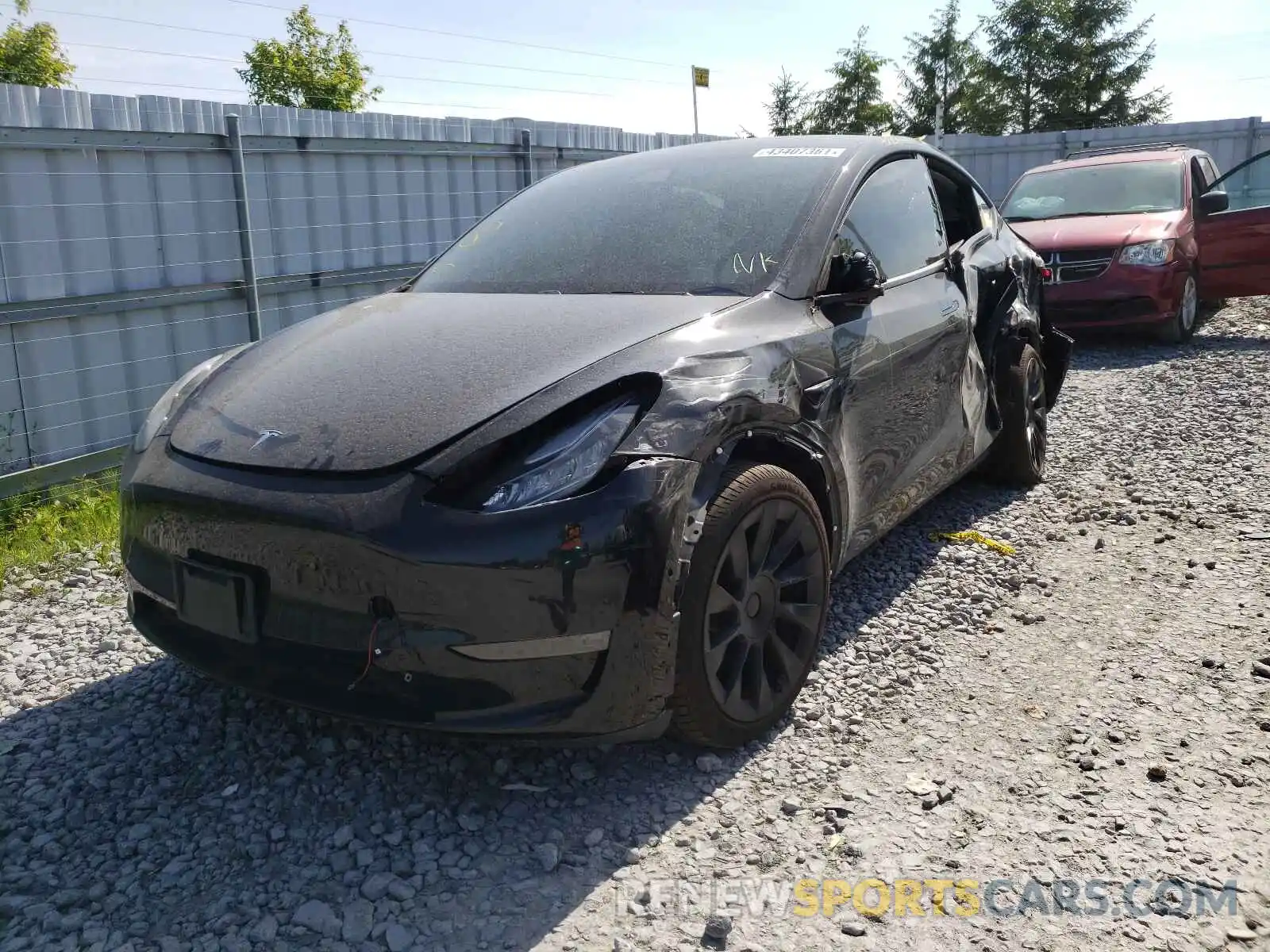 2 Photograph of a damaged car 5YJYGDEE0MF081177 TESLA MODEL Y 2021