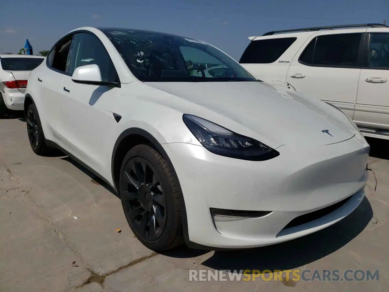 1 Photograph of a damaged car 5YJYGDEE0MF082880 TESLA MODEL Y 2021