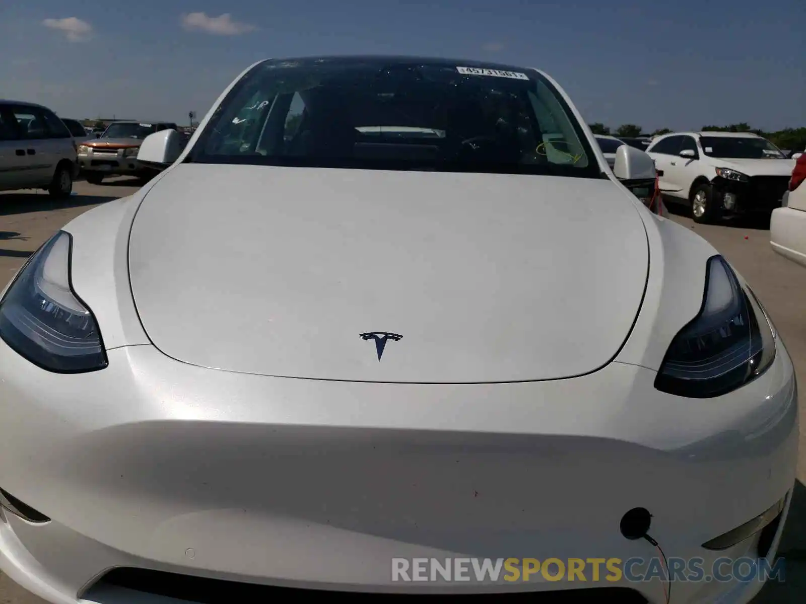 9 Photograph of a damaged car 5YJYGDEE0MF082880 TESLA MODEL Y 2021