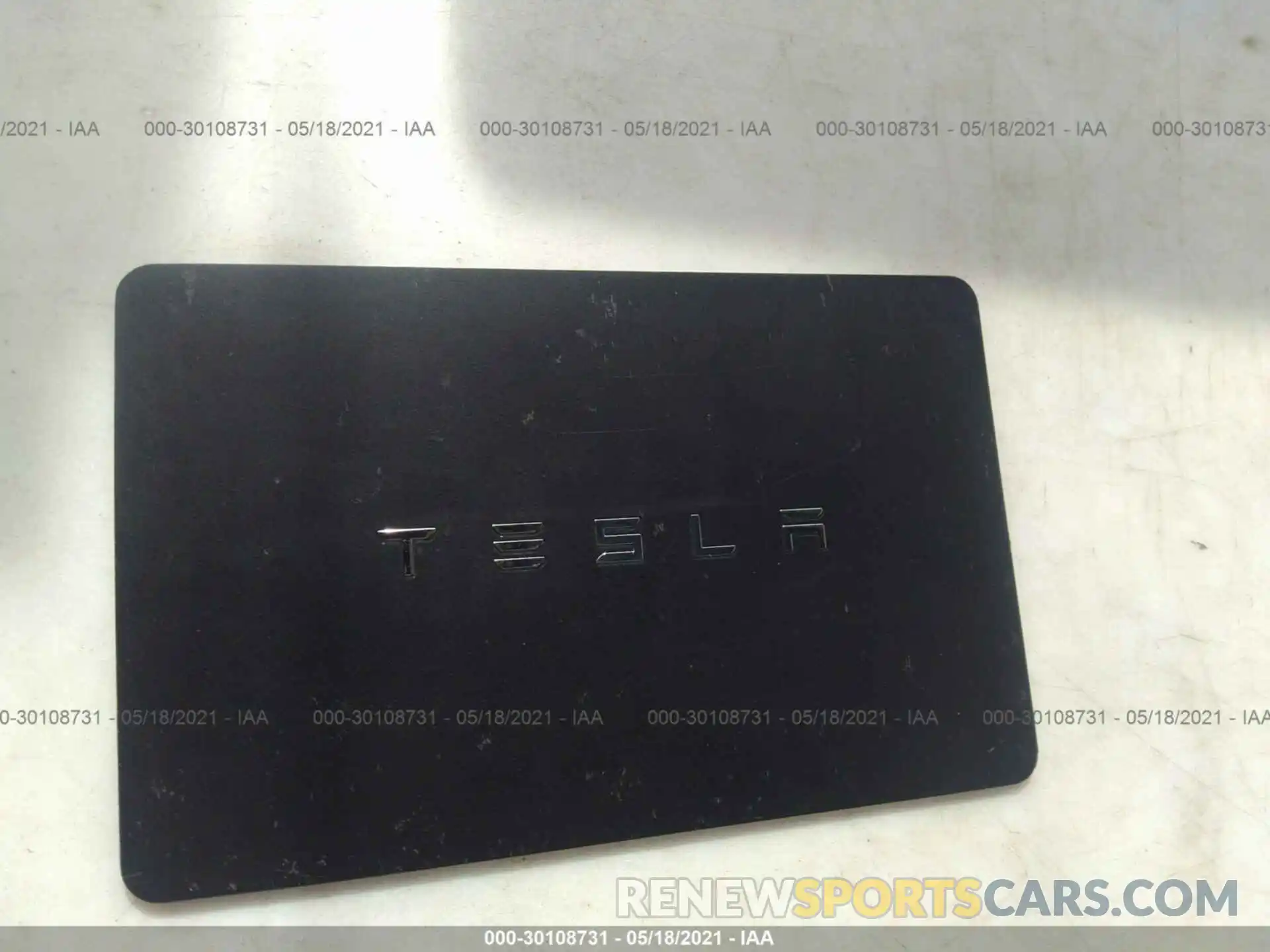 11 Photograph of a damaged car 5YJYGDEE0MF084841 TESLA MODEL Y 2021