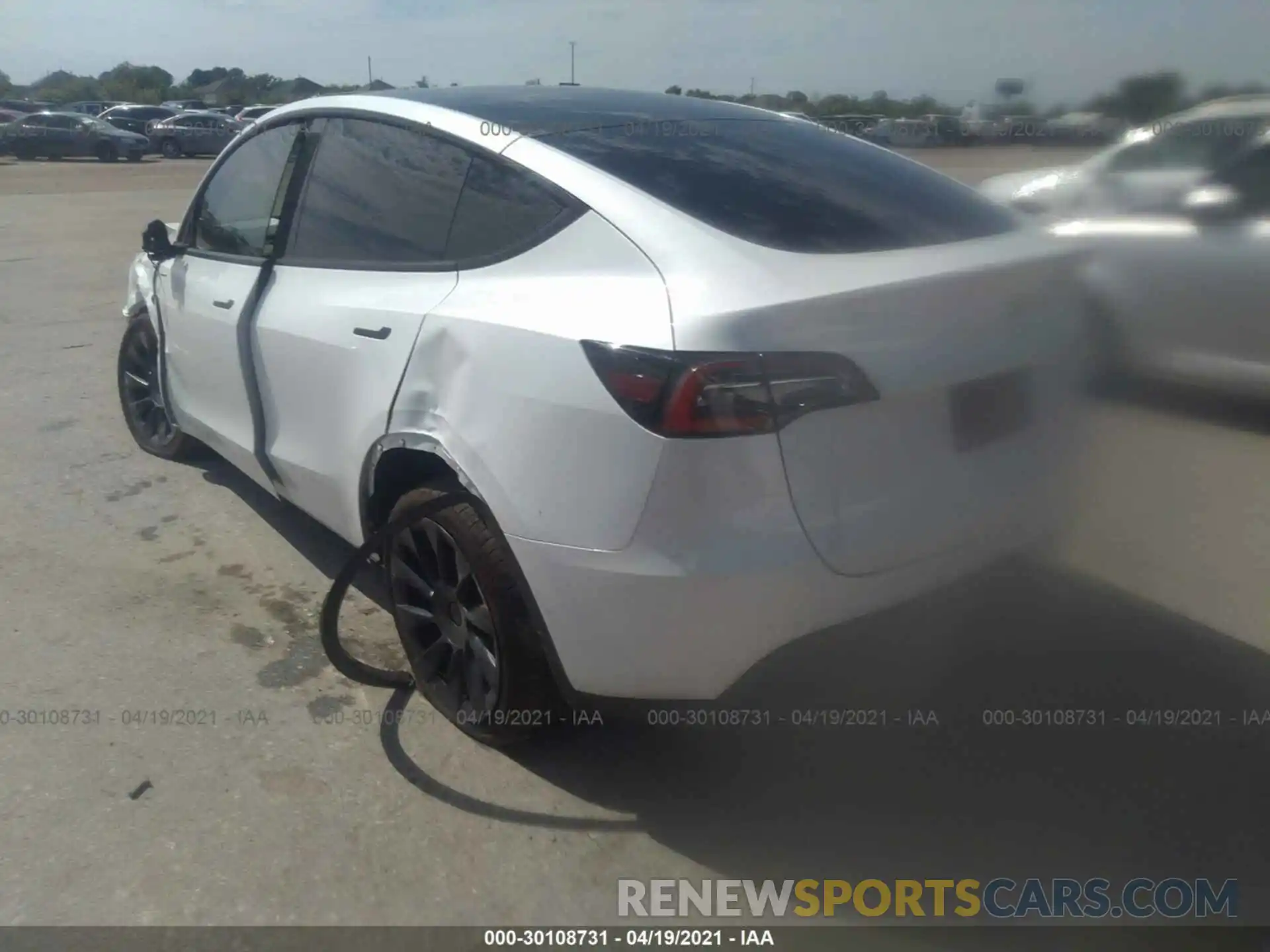 3 Photograph of a damaged car 5YJYGDEE0MF084841 TESLA MODEL Y 2021