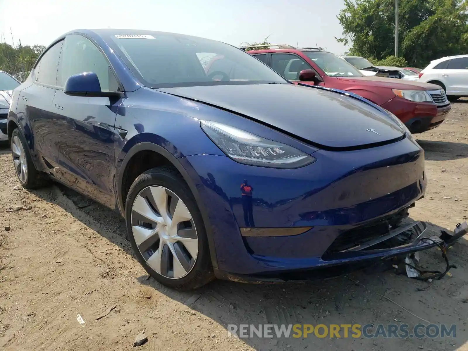 1 Photograph of a damaged car 5YJYGDEE0MF086458 TESLA MODEL Y 2021