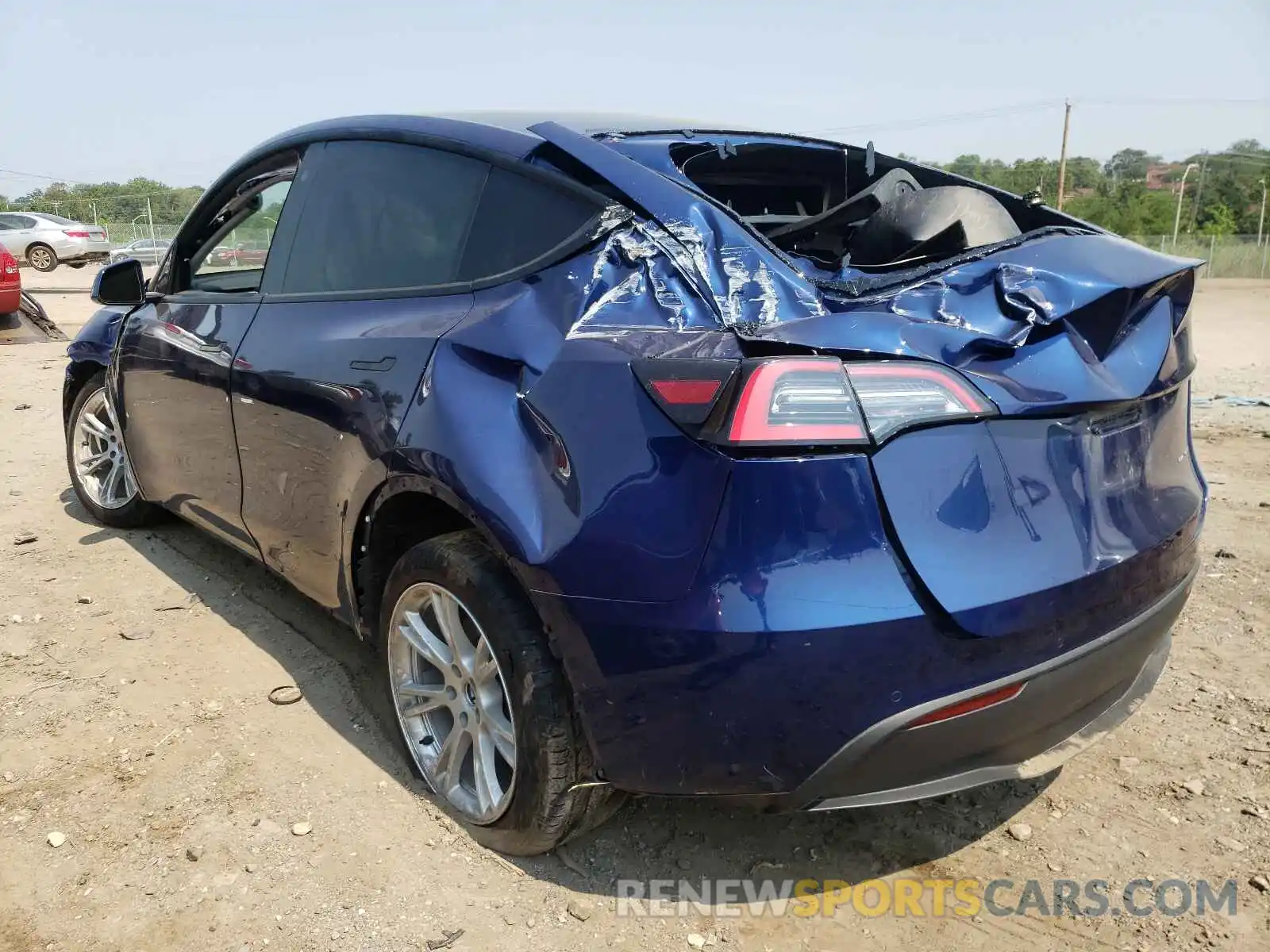 3 Photograph of a damaged car 5YJYGDEE0MF086458 TESLA MODEL Y 2021