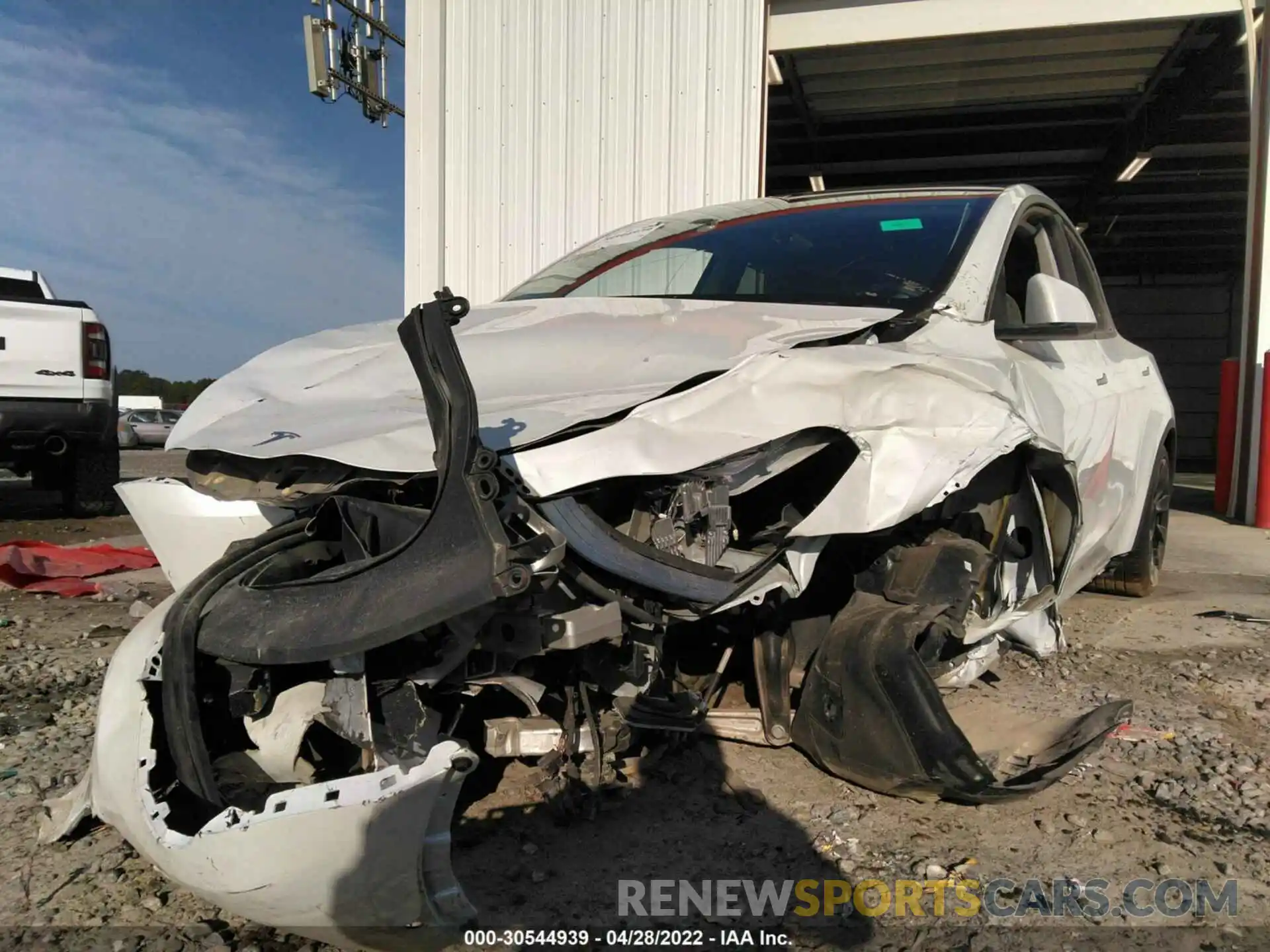 6 Photograph of a damaged car 5YJYGDEE0MF087769 TESLA MODEL Y 2021