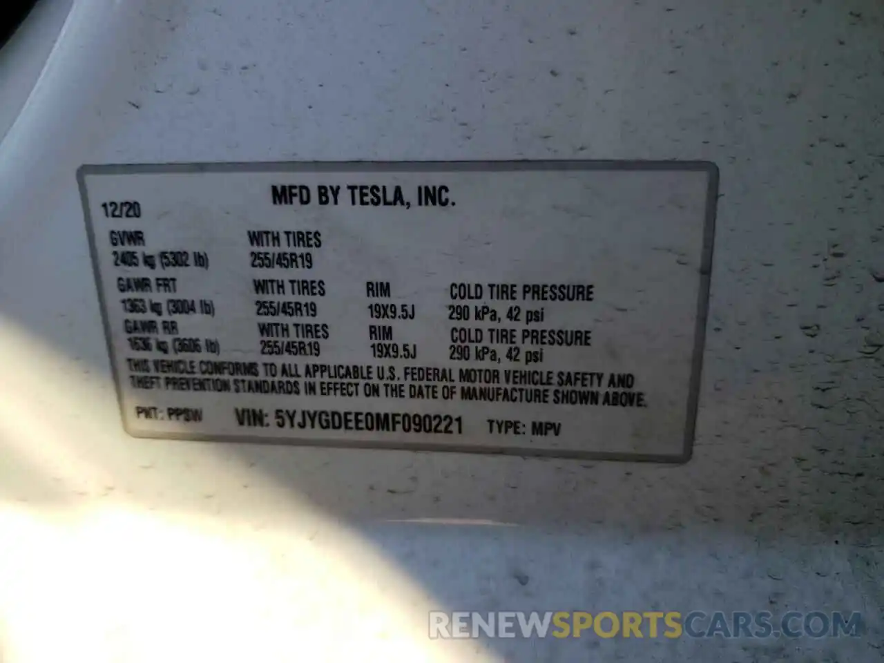 10 Photograph of a damaged car 5YJYGDEE0MF090221 TESLA MODEL Y 2021