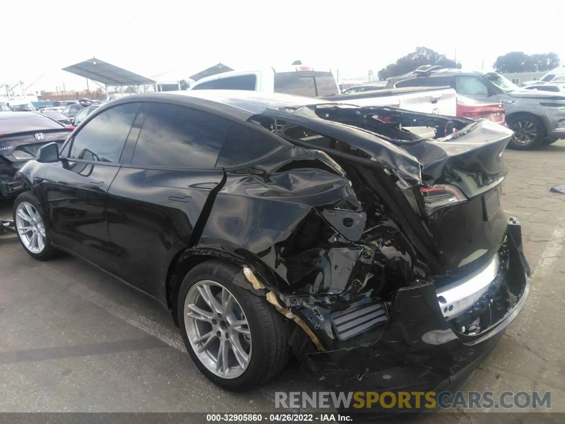 3 Photograph of a damaged car 5YJYGDEE0MF106806 TESLA MODEL Y 2021