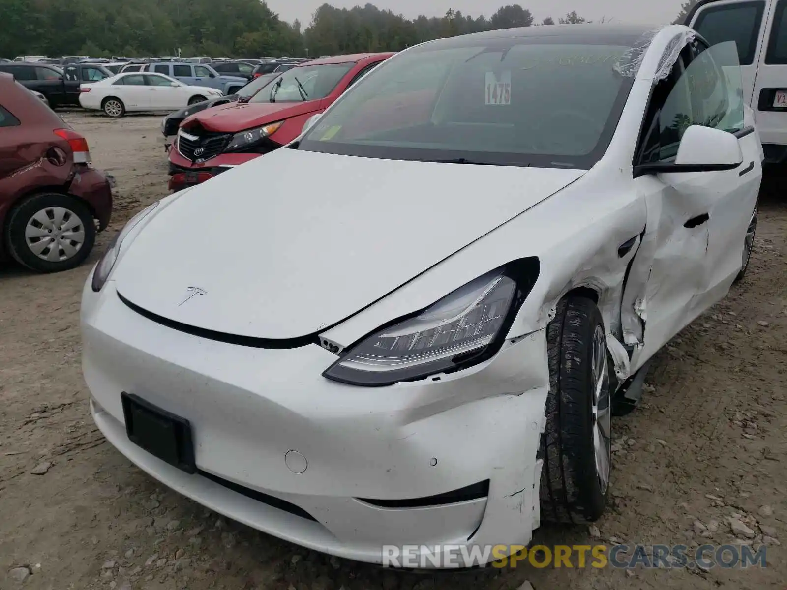 2 Photograph of a damaged car 5YJYGDEE0MF114209 TESLA MODEL Y 2021