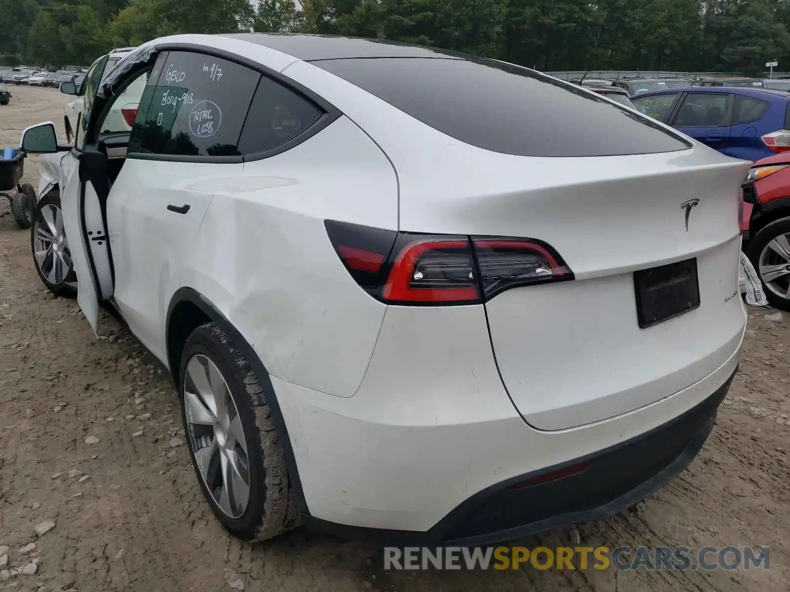 3 Фотография поврежденного автомобиля 5YJYGDEE0MF114209 TESLA MODEL Y 2021